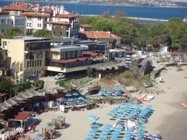Хотел "Тихия Кът" Sozopol Exteriör bild