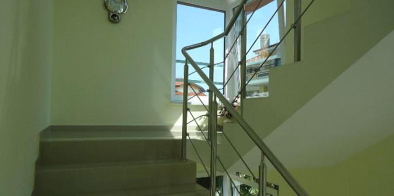 Хотел "Тихия Кът" Sozopol Exteriör bild