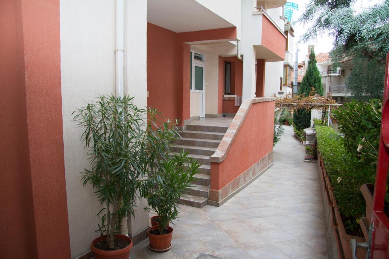 Хотел "Тихия Кът" Sozopol Exteriör bild